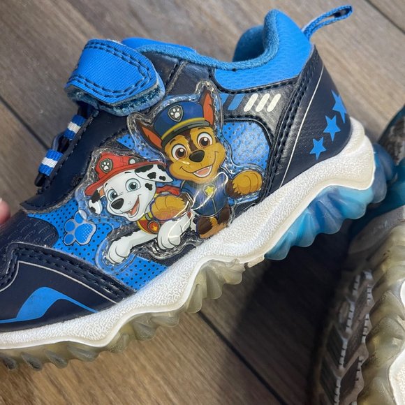 Paw Patrol Unisex Kids Light Up Hook and Loop Closure Sneakers Infant Size 7 - Picture 7 of 8
